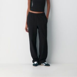 Aritzia Sweatfleece Boyfriend Straight Leg